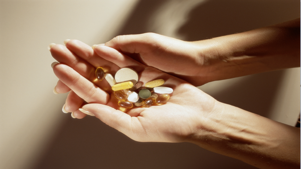 ستة أقراص مكملات يومية مختلفة لا ينبغي تناولها معا